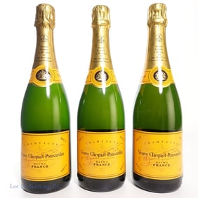 Veuve Clicquot-Ponsardin Brut Champagne (3)