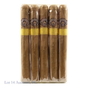 Montecristo Classic Series Churchill Cigar 5 Pack