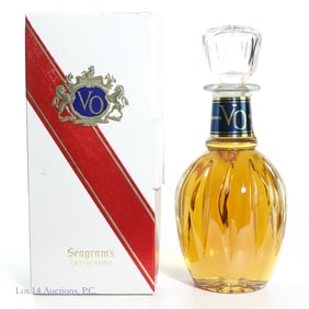 1977 Seagram's VO Canadian Whisky Gift Decanter