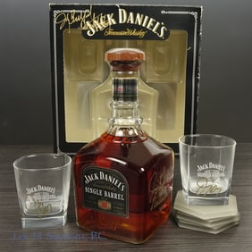 Jack Daniel's SB Tennessee Whiskey Gift Set (2006)