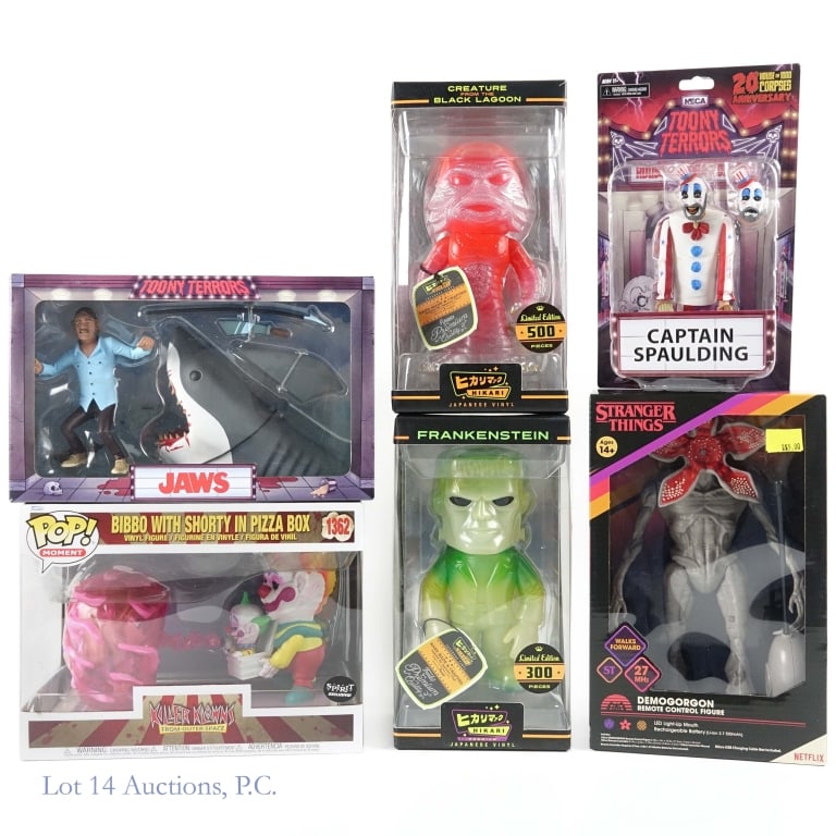 Horror Film Action Figures (6): 1 - 2003 House of 1000 Corpses: Captain Spaulding figure. 2 - Killer Klowns: Bibbo with Shorty in Pizza Box Funko Pop. 3 - Stranger Things: Demogorgon remote control figure. 4 - Hikari Japanese Vinyl 
