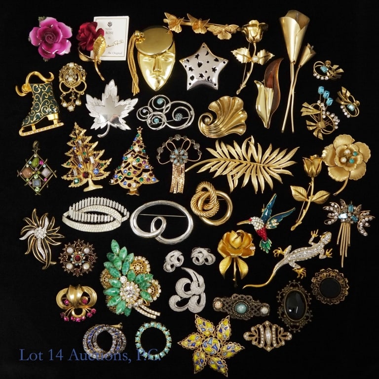 Designer Fashion / Costume Brooches (35+): Designers include: "Christian Dior" (1967 Germany) *** "DeLizza & Elster" Juliana line (per consigner - not marked) *** "Crowned Trifari" baguette rhinestone pin (with rhodium plate??) *** "Jan Michae