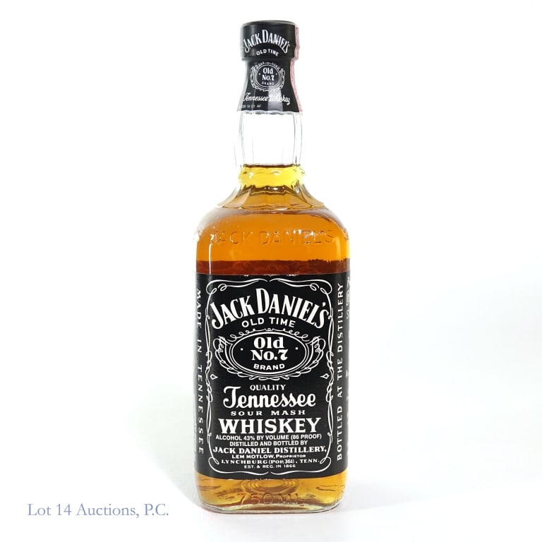 Jack Daniel's Fake Seal TN Whiskey: Jack Daniel's Tennessee Whiskey in "Fake Seal" bottle. 750ml, 43%abv. Security sticker affixed to back label.