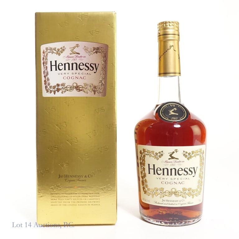 Hennessy VS Very Special Cognac: Hennessy V.S. Very Special Cognac, 750ml, 40%abv. With box.