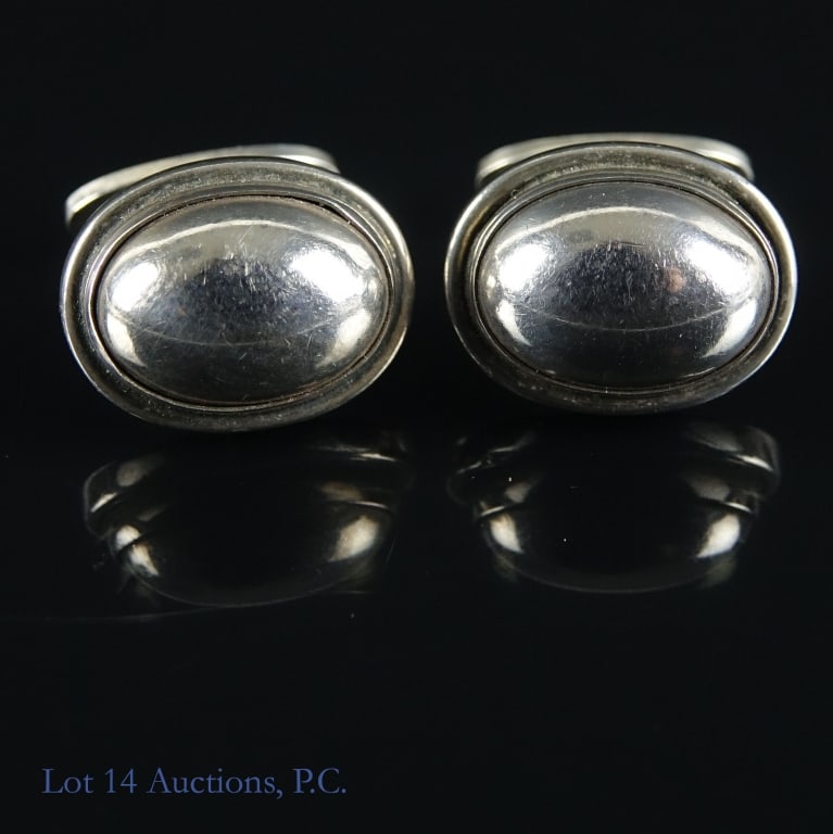 Georg Jensen Sterling Silver Cufflinks (44A): Pair of Georg Jensen sterling silver cufflinks. Whale back style. Marked "925 S", "Denmark", and "44A". This pair has a total weight of 21.55 grams. Includes an original Georg Jensen gift box.