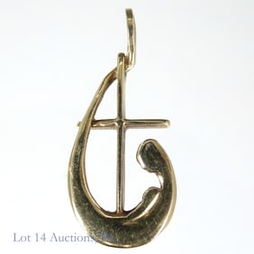 14K Yellow Gold Latin Cross Pendant