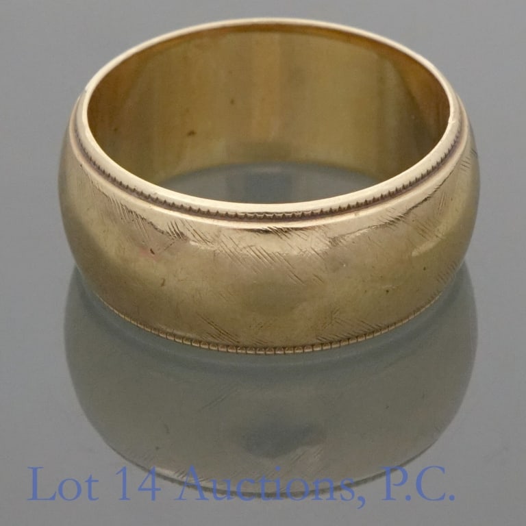 14k Yellow Gold Wedding Band: Yellow gold wedding band ring. Marked "14k". Electronically tests as 14 karat gold. Size 6. Weight: 6.95 grams.