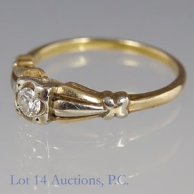 14k Yellow Gold & Diamond Ring
