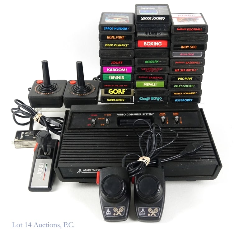 Atari 2600, Controllers & Games (+30): Atari 2600, Controllers & Games (+30). Lot including Atari 2600 Video Computer System with multiple controllers and over 30 games. Tele-Games, Game Program, Imagic and more. Some items included: Dig D
