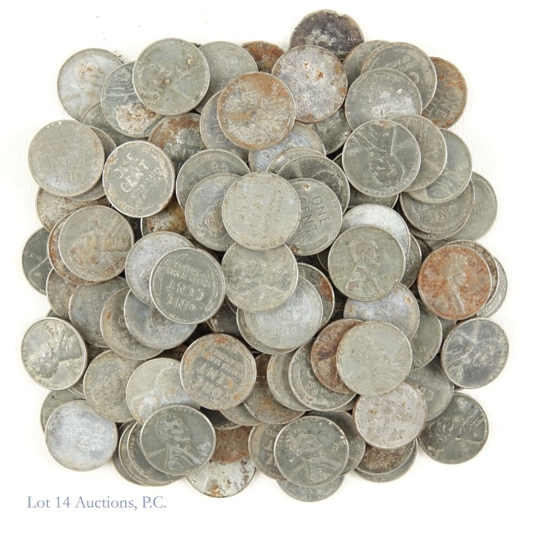 1943 USA Lincoln Steel Wheat Cents (145): Approximately (145) Lincoln steel wheat cents. Designer Victor D. Brenner. Metal is zinc-coated steel due to copper shortage during critical year of World War II. *** Lot 14 Auctions is not a professi