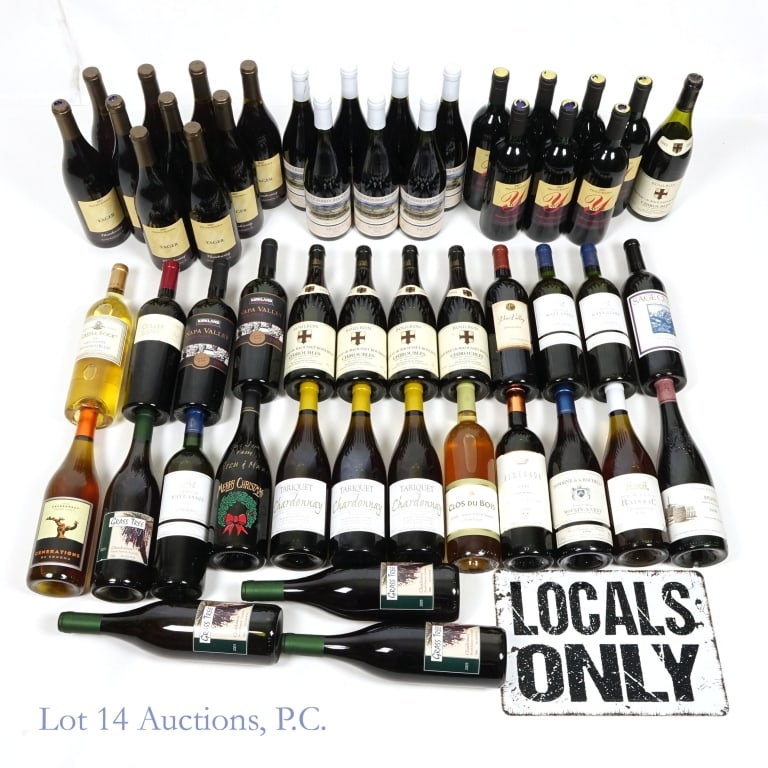Red and White Wine Mystery Lot (52) *: Fifty-two (52) bottles in this lot. There are 52 bottles of assorted Red and White Wines in this Mystery Lot. One bottle is leaking. I don't know which. 51 are not leaking. Optimists and pessimists ca