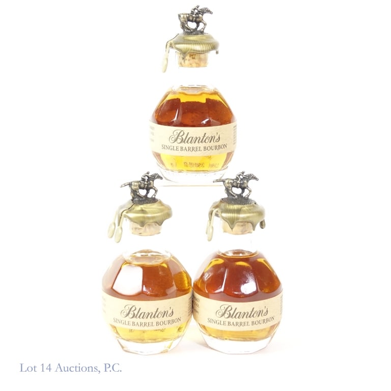 Blanton's Single Barrel Minis *BROKEN SEALS* (3): 3 Blanton's Single Barrel Bourbon Whiskey mini bottles, all bottles are 93 Proof, 50ml, all bottles look full. *ALL SEALS ARE BROKEN*