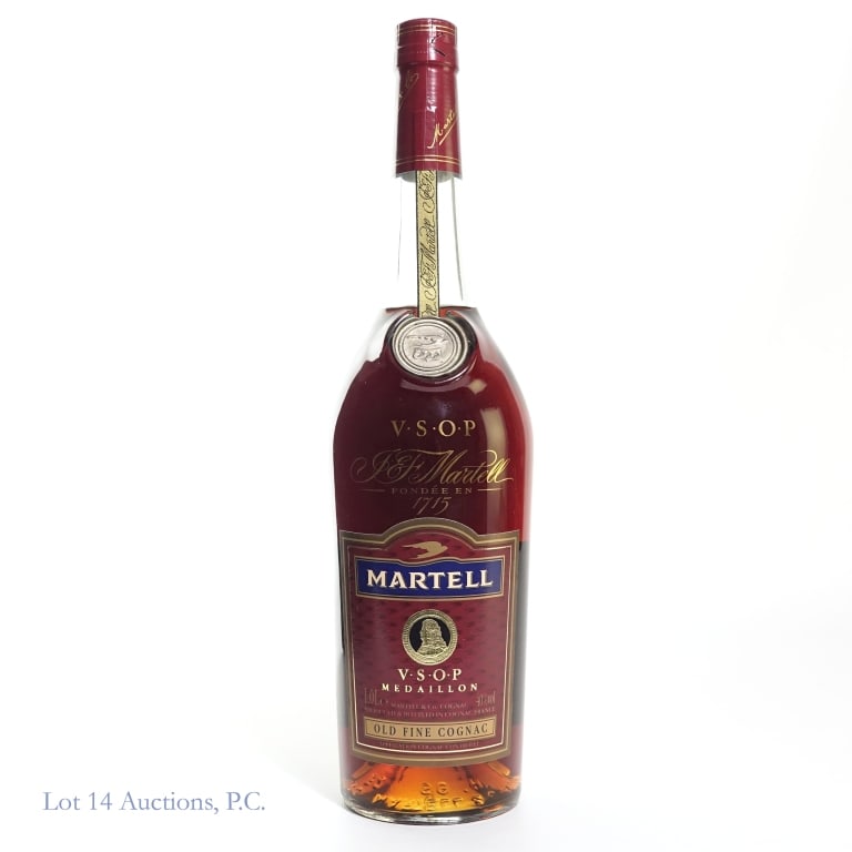 Martell VSOP Medaillon Old Fine Cognac (1L): J & F Martell VSOP Medaillon Old Fine Cognac, 1 Liter, 80 Proof