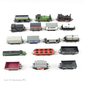 Assorted OO Gauge Model Trains (16)