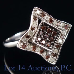 10k White Gold Ring With Sapphires