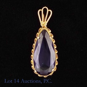 14k Gold Pendant With Sapphire