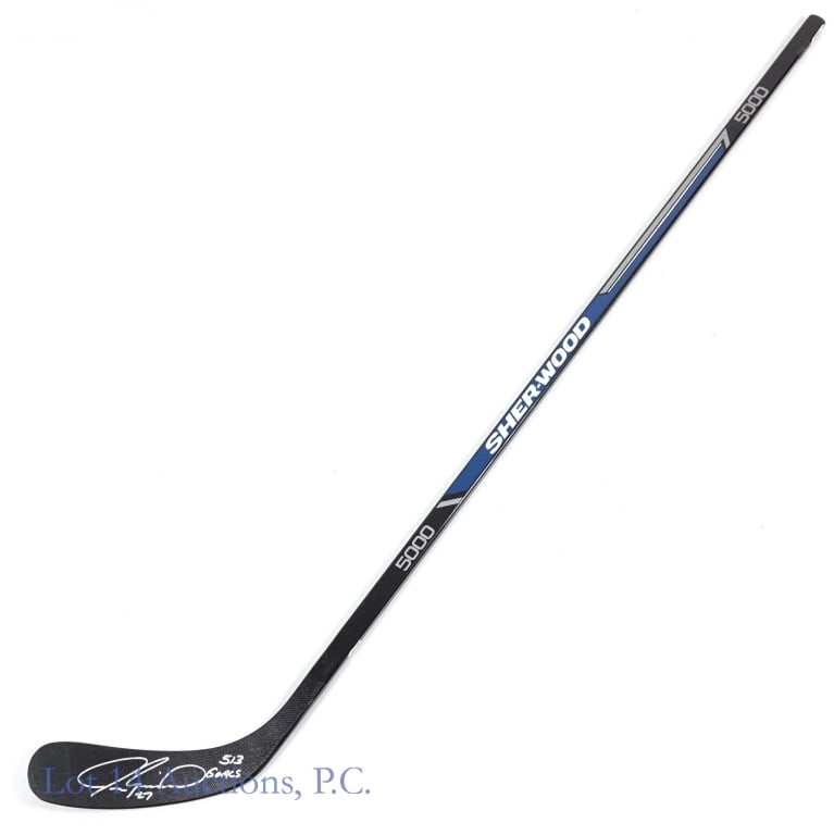 Jeremy Roenick Signed Hockey Stick (Beckett Wit): Sher-wood 5000 ice hockey stick signed on the concave side of the blade by Chicago Blackhawks legend and Hockey Hall of Famer Jeremy Roenick. Mr. Roenick inscribed his sweater number ("27") and "513 G