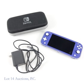 Nintendo Switch Lite + Case