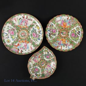 Famille Rose Medallion Dish Set