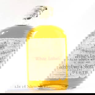 John Dewar White Label Scotch Whisky (1932?): John Dewar & Sons Ltd White Label finest Scotch whisky. Spring cap. Wear and age on label has made alcohol content and volume indeterminate. There is some writing in the upper right of the label. Per