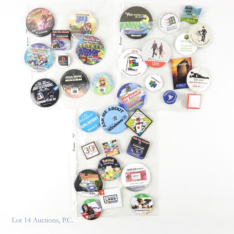 Pins / Pinbacks Video Games, Pop Culture (30+): A collection of about 30+ pins/pinbacks. Various sizes and designs. Main subjects are Windows, video game consoles, and video games.