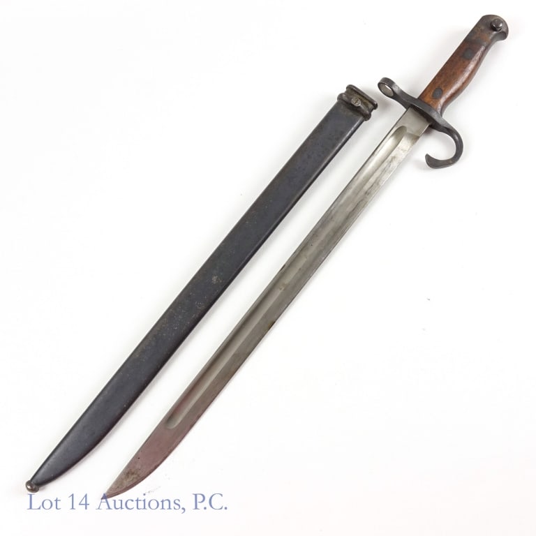 WWII Japanese Arisaka Type 30 Bayonet, Type A: Japanese Type A bayonet for the Type 30 Arisaka rifle. Tokyo or Kokura Arsenal mark on the ricasso. serial number 2268285 on the pommel. With screw bolts and oval washers, hook quillion, welded steel