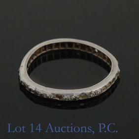 14K W Gold Ring (Missing Stones)
