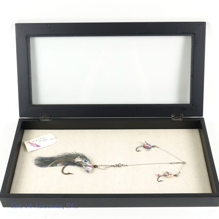Chris Olson "Gang of Girls" Contemporary Fish Lure: Chris Olson "Gang of Girls" Contemporary Lure. Made in 2015. Includes glass window case. Measures approximately 15" long.