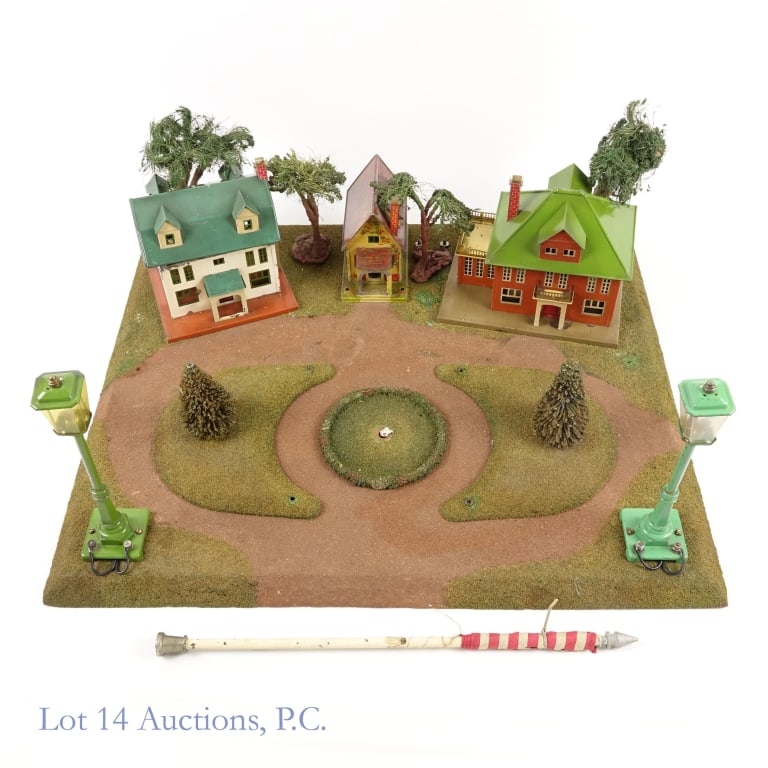 Lionel PreWar No. 195 Illuminated Terrace Train: Lionel catalog No. 195 - "Lionel Terrace" Illuminated terrace. Please see photos for details and condition. Flagpole and finial are included, but pole broke off at base. 22 x 19" base. Lampposts are w