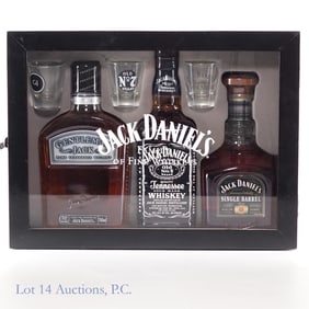 Jack Daniel's 2001 Family - Fine Whiskeys (3)