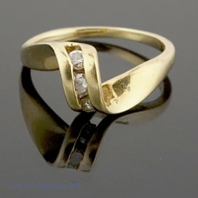14K Y Gold Diamond Ring