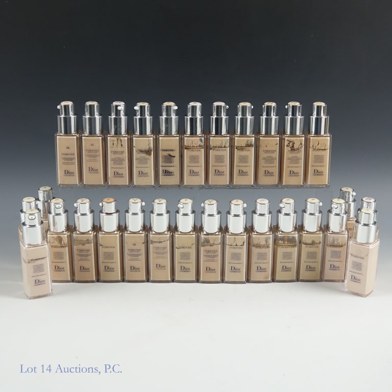 Dior Forever Foundation Shade 0 and 0.5 20ml (29): 29 new and unopened 20ml bottles of Dior Forever Transfer Proof 24H Foundation in various versions of shades 0 and 0.5. Four are 00, four are 0W, four are 0N, six are GLOW 0N, two are GLOW 0CR, three 