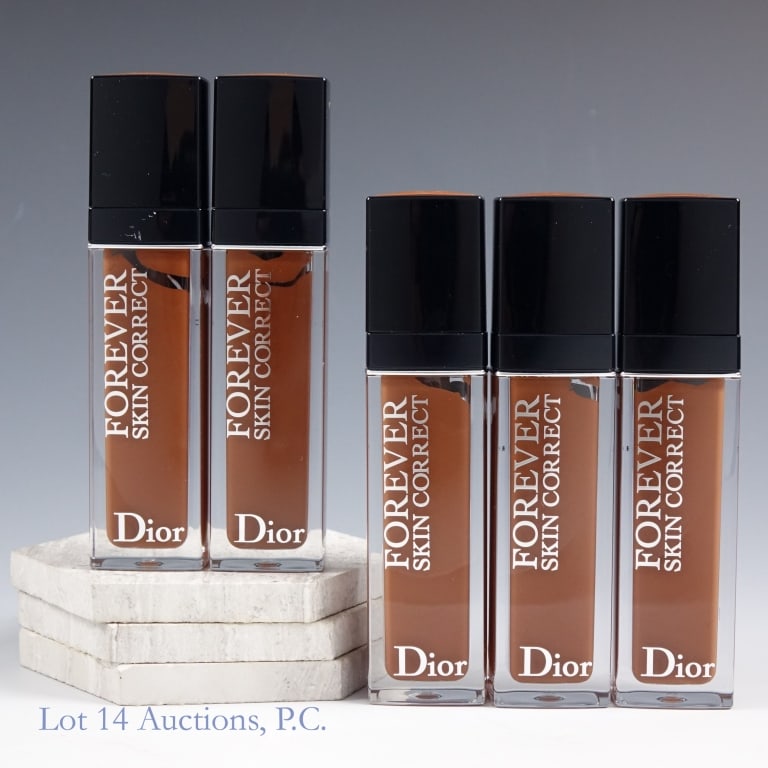 Dior Forever Skin Correct Concealer Shade 7N (5): Five 11ml tubes of Dior Forever Skin Correct Concealer in the shade 7N. These are brand new and unopened tester containers.