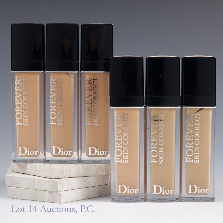 Dior Forever Skin Correct Concealer 2WP, 2W (4+2): Four 11ml tubes of Dior Forever Skin Correct Concealer in the shade 2WP. One 11ml tube of Dior Forever Skin Correct Concealer in the shade 2W. These are brand new and unopened tester containers.