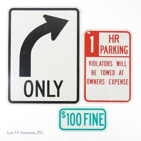 Traffic Signs 1 Hr Parking, Right Turn Only (3)