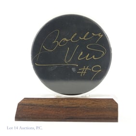 Bobby Hull Signed Ice Hockey Puck