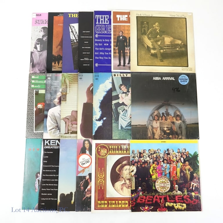 Vinyl Records Beatles, Dylan, Queen, Abba (20): Collection of 20 vinyl records: The Beatles: Sgt. Peppers Lonely Hearts Club Band; Jefferson Airplane: Surrealistic Pillow; An Officer Ana A Gentleman Soundtrack; The Blues Brothers Soundtrack; Urban