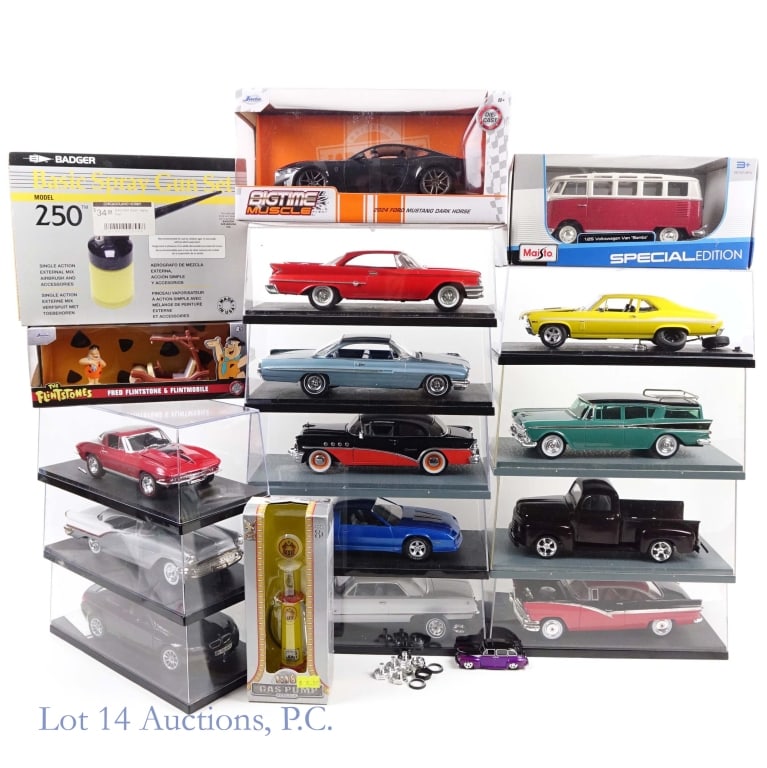 Die Cast Model Cars And More (17): Lot includes 12 various 1/24 scale die cast cars in acrylic display boxes, Jada Bigtime Muscle 2024 Ford Mustang Dark Horse, Maisto Volkswagen Van "Samba", gas pump replica, The Flintstones Fred Flint