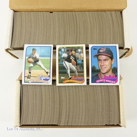 4.5 Pounds Of 1989 Topps Baseball Cards