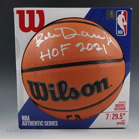 Bob Dandridge Signed Basketball (COA)