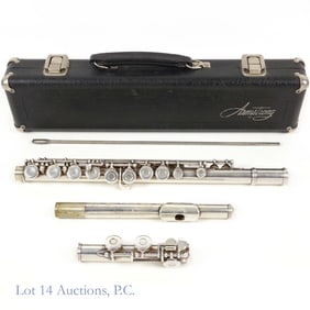 W.T. Armstrong Flute Model 104 With Hard Case