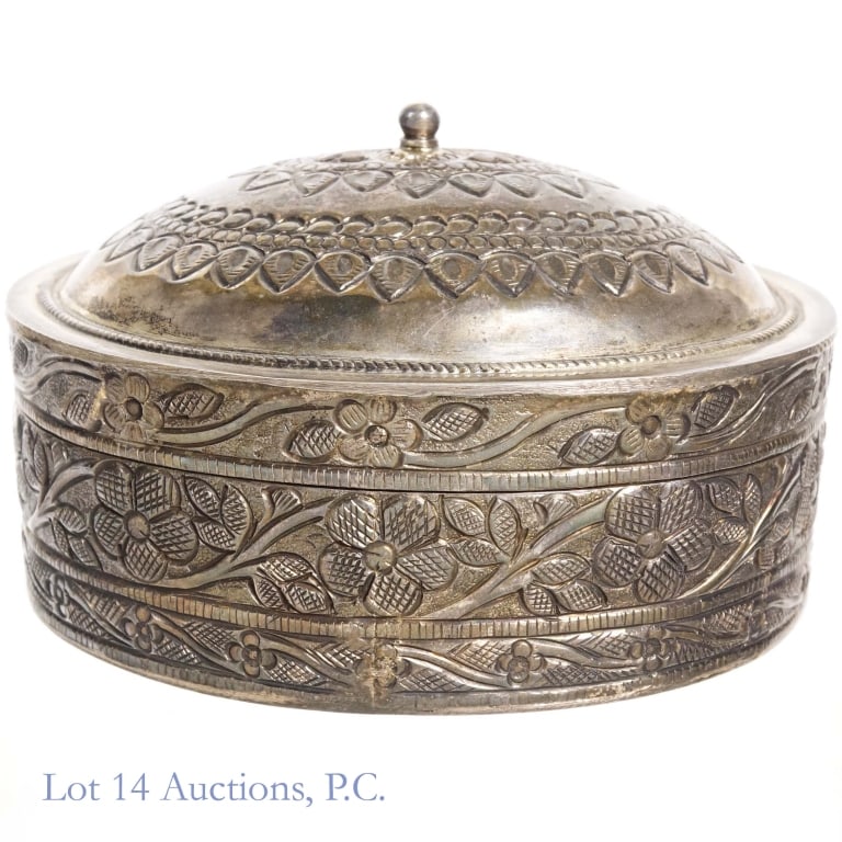 Sterling Silver Box With Hinged Lid (1 of 7)