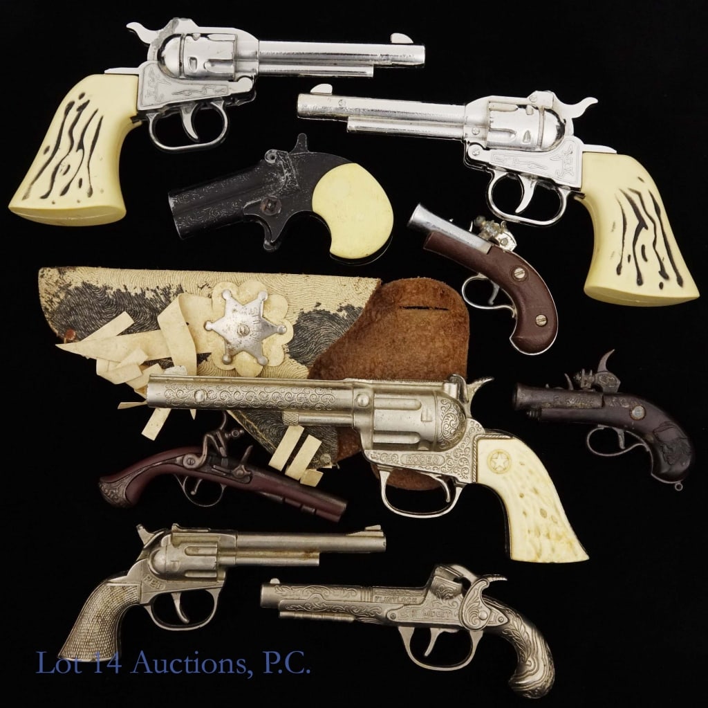 Vintage Toy Cap Guns Hubley, Nichols, More (9) (1 of 5)