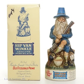 1971 Old Fitzgerald Prime 7 Yr Bourbon Porcelain