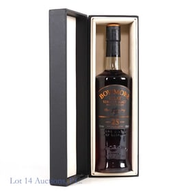 Bowmore Islay Single Malt Scotch Whisky - 25 Yr