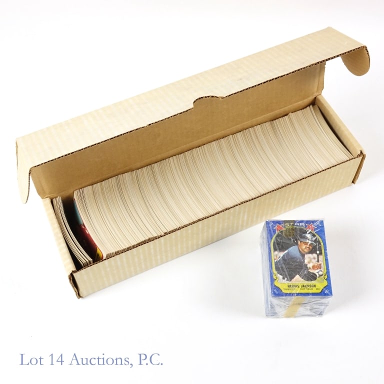 1981 Fleer Baseball Cards + Stickers (Complete): We believe this to be a complete set of 1981 Fleer baseball cards. Overall condition looks to be very nice. Key cards in this set include: #140 (Fernando Valenzuela RC), #481 (Kirk Gibson RC), #346 (H