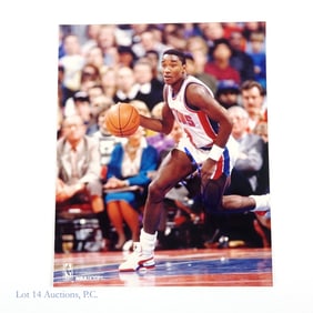Isiah Thomas Signed 8X10 NBA Hoops Photograph