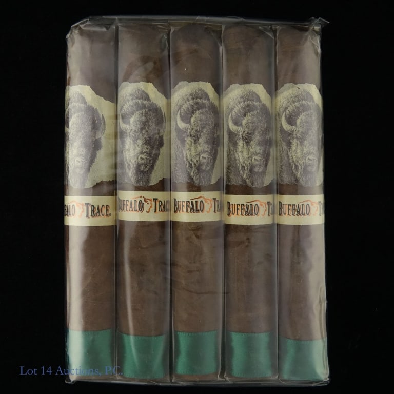 Buffalo Trace Robusto Cigars (5 Pack) (1 of 3)