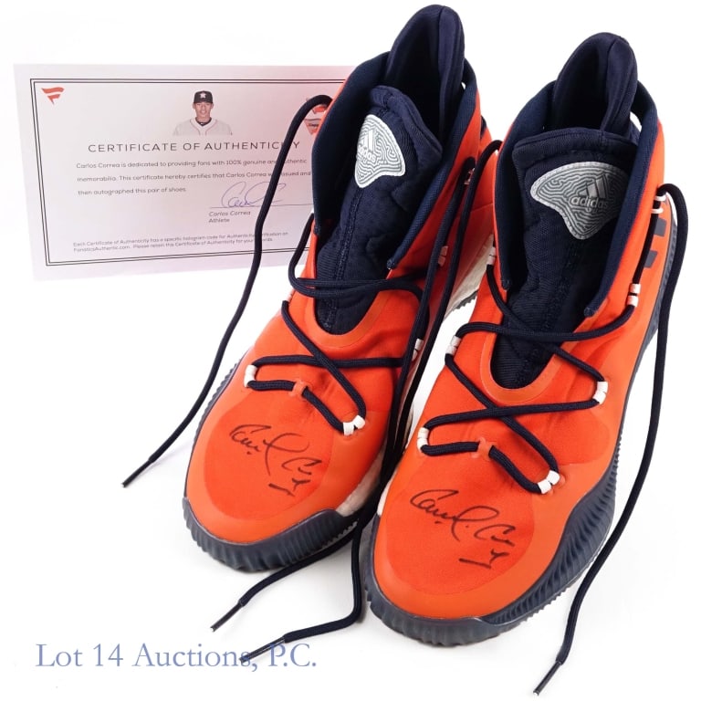 Carlos Correa Signed Game Issued Shoes (Fanatics) (1 of 12)