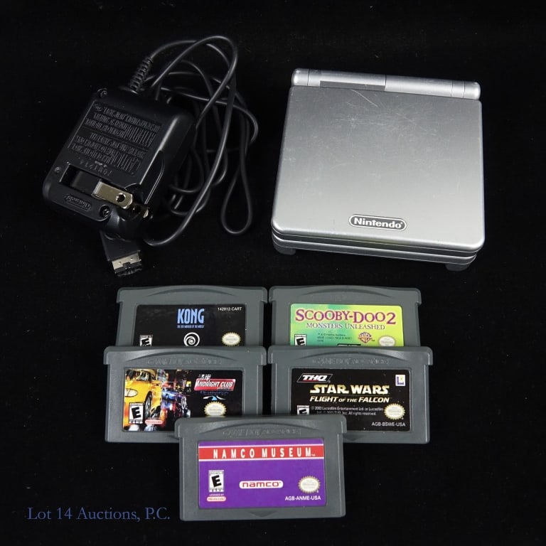 Nintendo Game Boy Advance SP & Games (8) T&W (1 of 5)